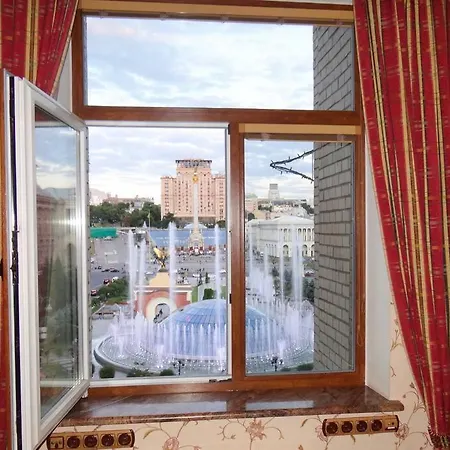 Апартаменты With View On Inpedendence Square Khreshchatyk *